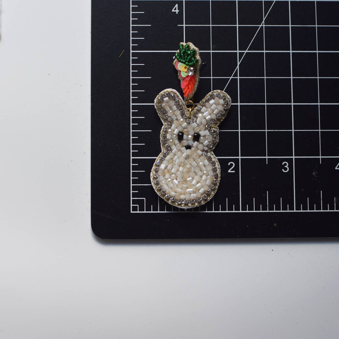 Easter Bead Earring | Bunny with Carrot