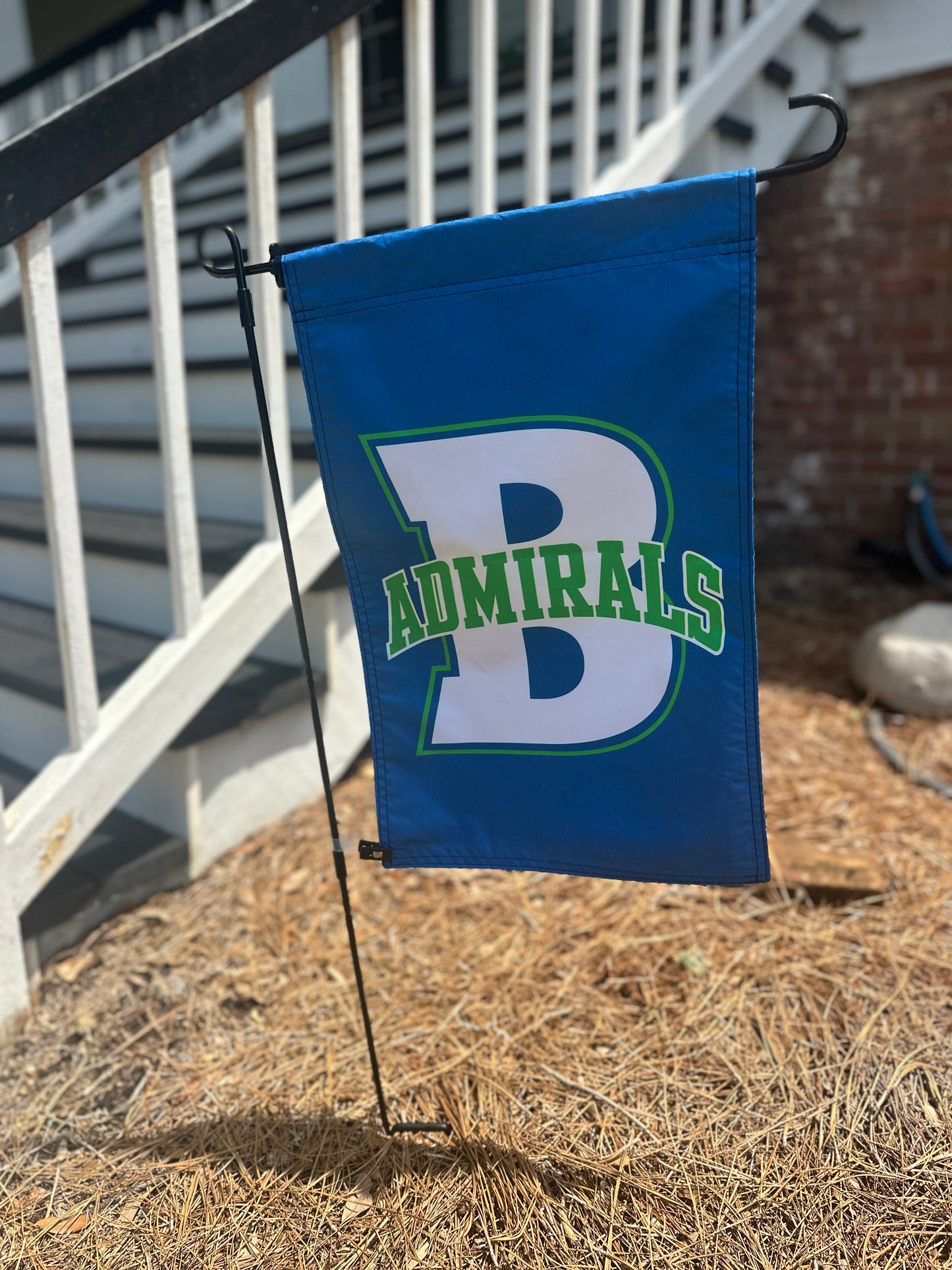 Bayside Garden Flag